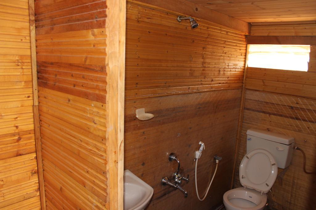 Tivai Beach Cottages Калангут Номер фото
